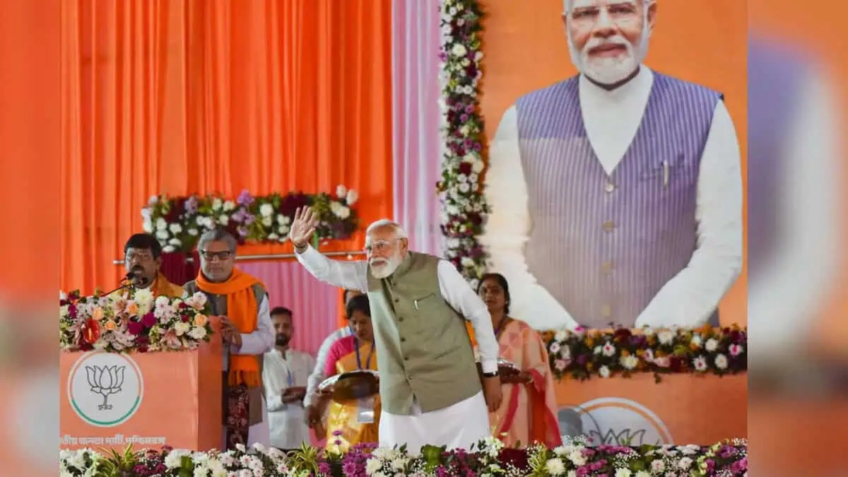 Malda gherao reflects TMC's maha jungleraj': Modi casts Bengal polls as fear vs BJP trust