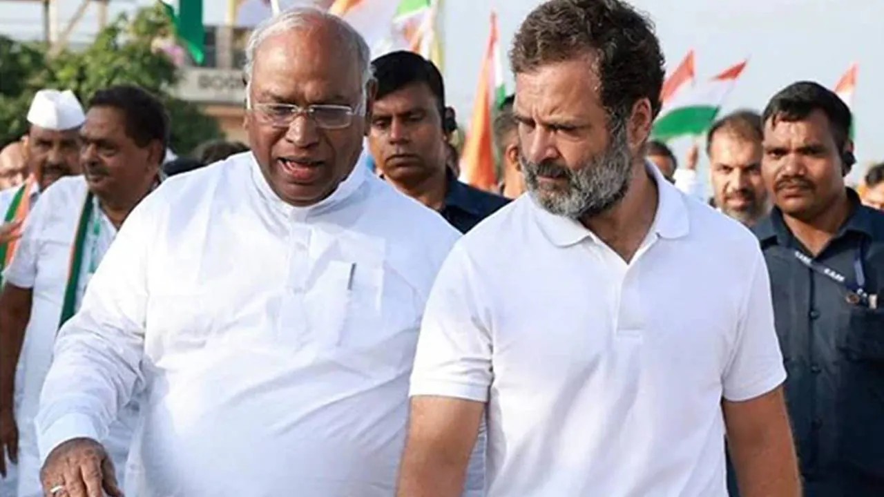 Cong's top brass discusses Kerala govt formation; Kharge, Rahul Gandhi to take final decision on CM