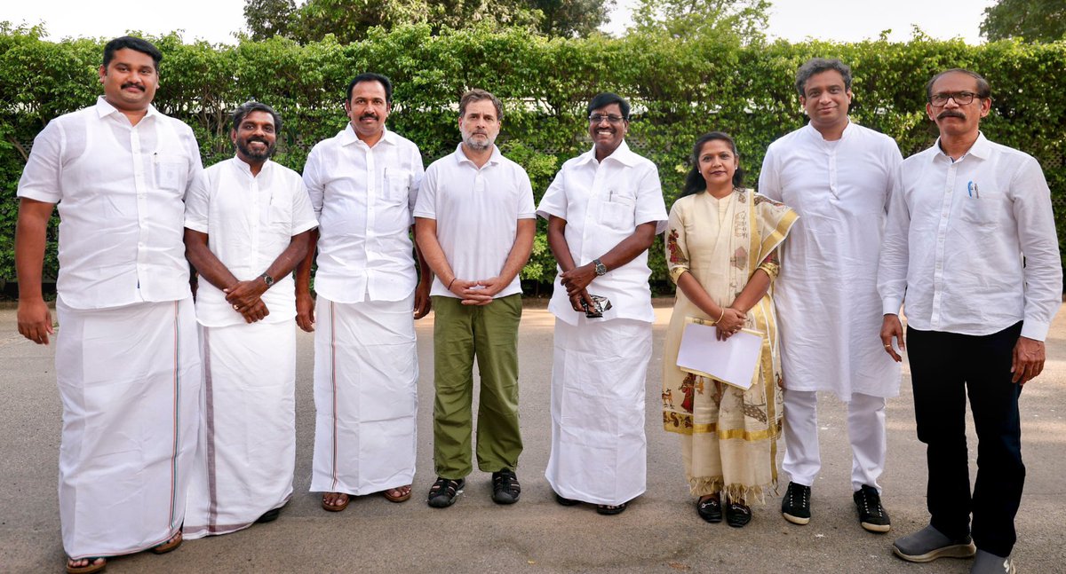 New Congress MLAs from Tamil Nadu meet Kharge, Rahul