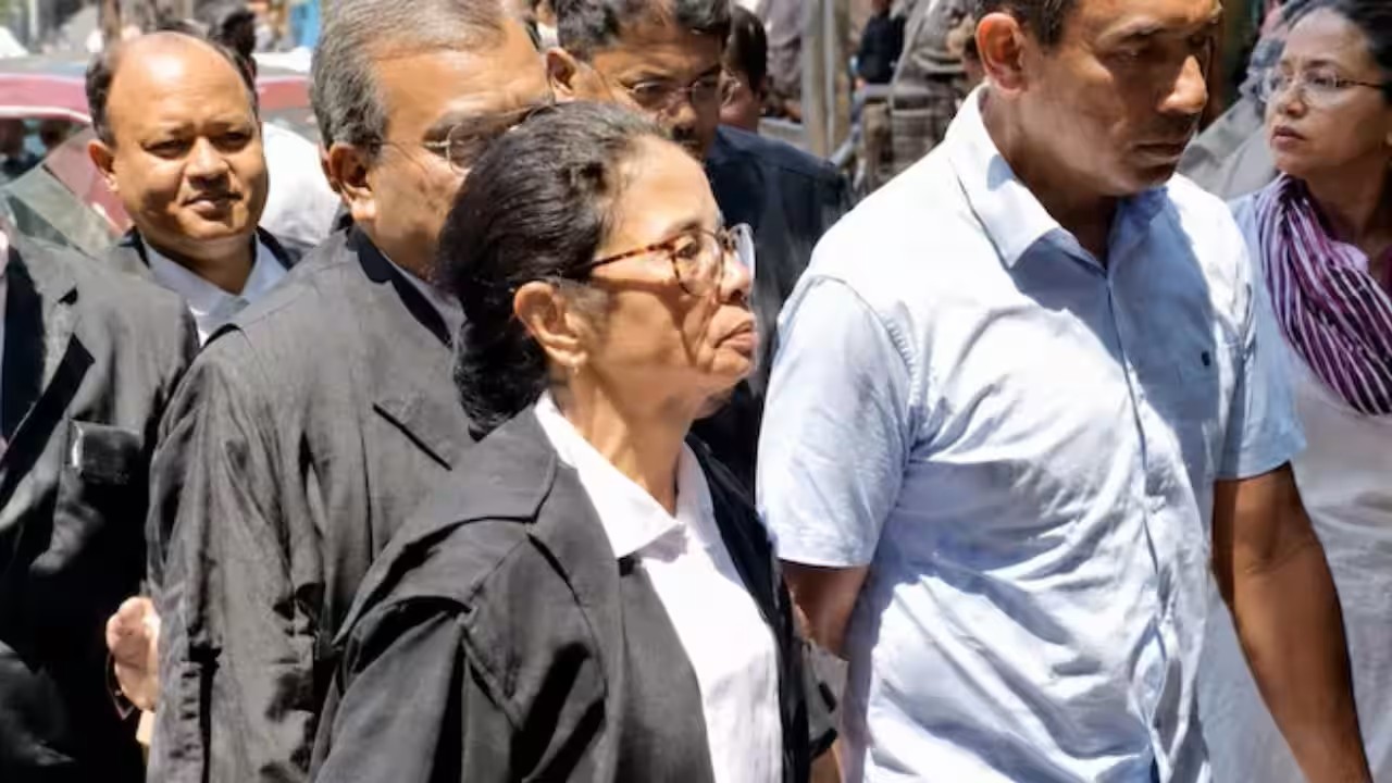 Bengal doesn't believe in bulldozer politics; poor paying price of political arrogance: Mamata