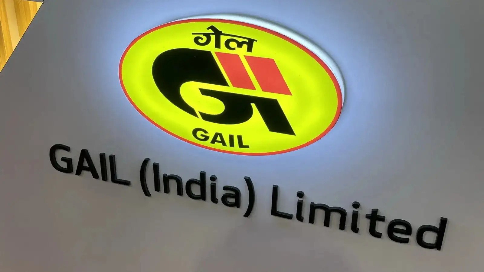 IGL Q4 net profit falls 21 pc on higher input costs; revenue up 6 pc