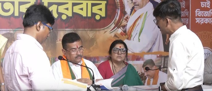 Bengal: CM Suvendu Adhikari holds first 'janata darbar', listens to public grievances