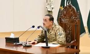 Pakistan's CDF Asim Munir visits Quetta Garrison, interacts with officers and troops