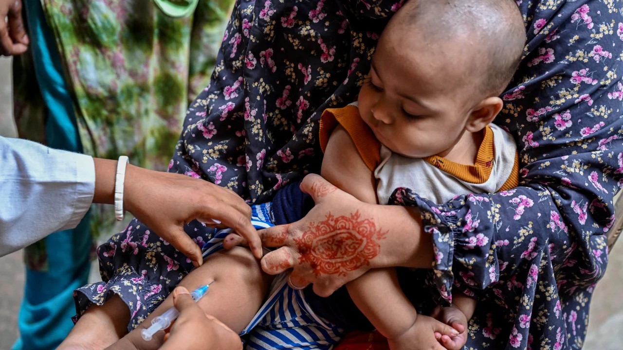 Bangladesh was warned at least 10 times about massive measles outbreak: UNICEF
