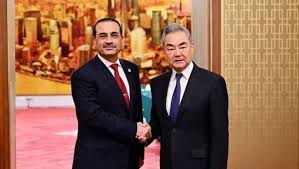 Pak Army chief Munir briefs Chinese FM Wang Yi on Iran visit