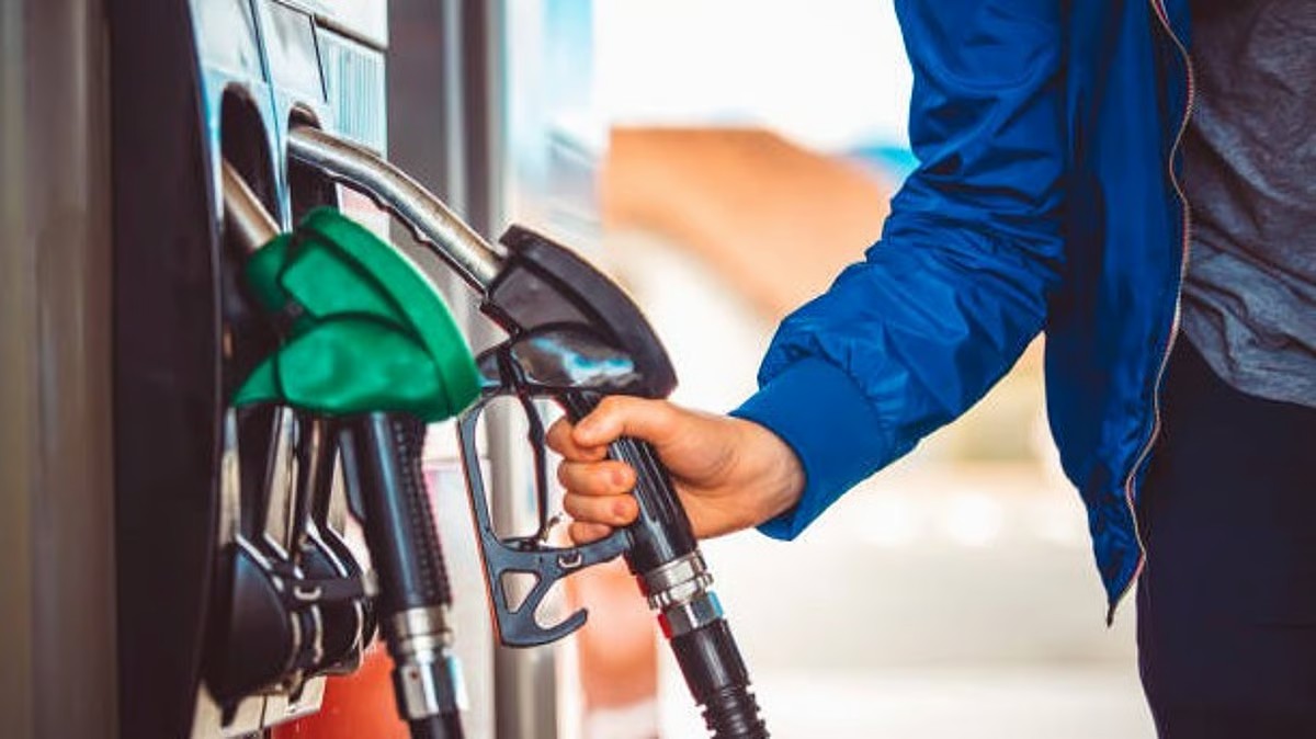 Govt says India has ample petrol, diesel supply, calls for crackdown on diversion
