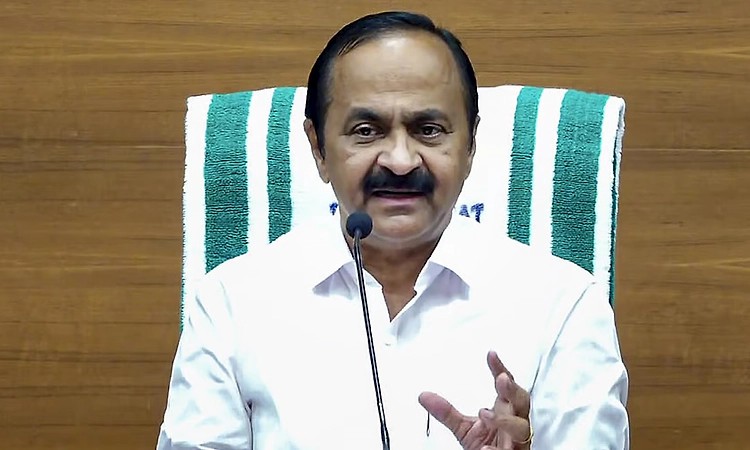 Kerala Guv displeased over incomplete recital of Vande Mataram; not mandatory, says CM
