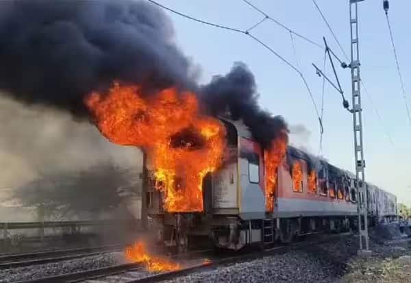 Railway ministry suspects anti-social elements behind rising train-fire incidents
