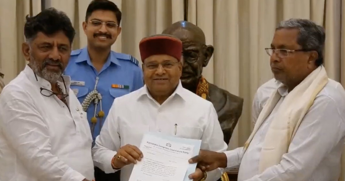 Shivakumar meets Guv Gehlot, stakes claim to form new govt in Karnataka