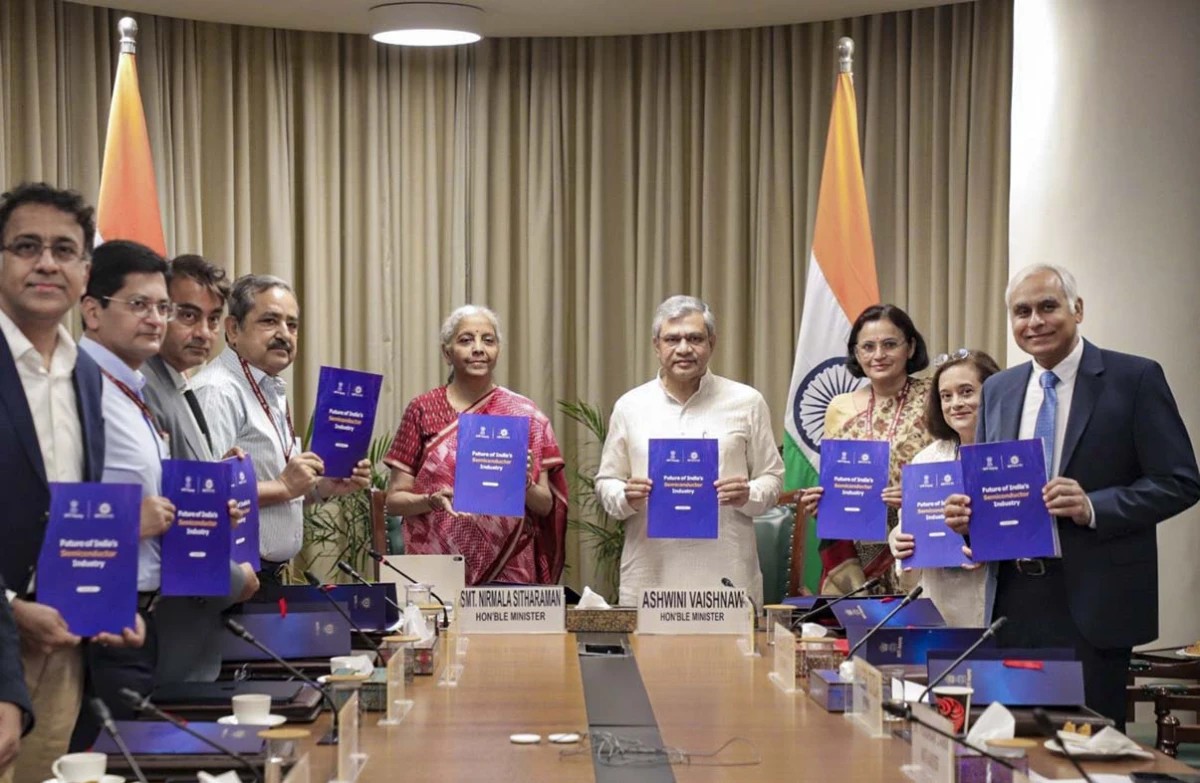 India should target to build USD 120-USD 150 billion semiconductor value chain by 2035: NITI Aayog