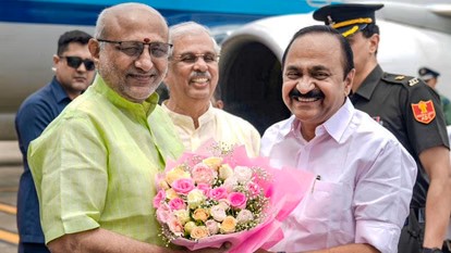 V-P Radhakrishnan warns youth may follow ‘cockroach’ if positive news is ignored