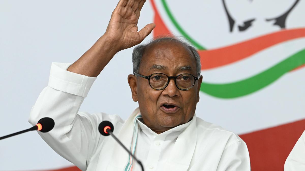Digvijaya Singh urges PM Modi to put 3-language policy implementation on hold