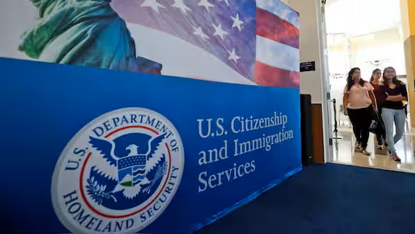 US lawmakers welcome court order scrapping USD 100,000 H-1B visa fee