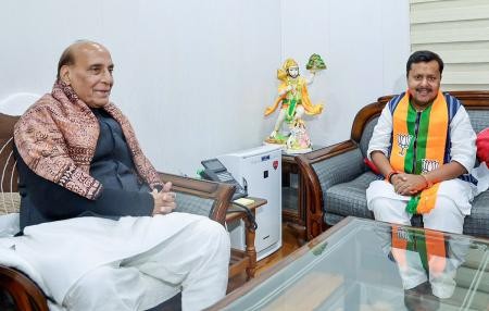 BJP chief Nitin Nabin, Amit Shah, other party leaders meet Rajnath's house amid reshuffle talks