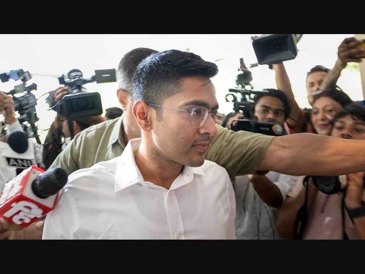 HC lifts stay on arrest warrant against Trinamool Congress MP Abhishek in defamation case