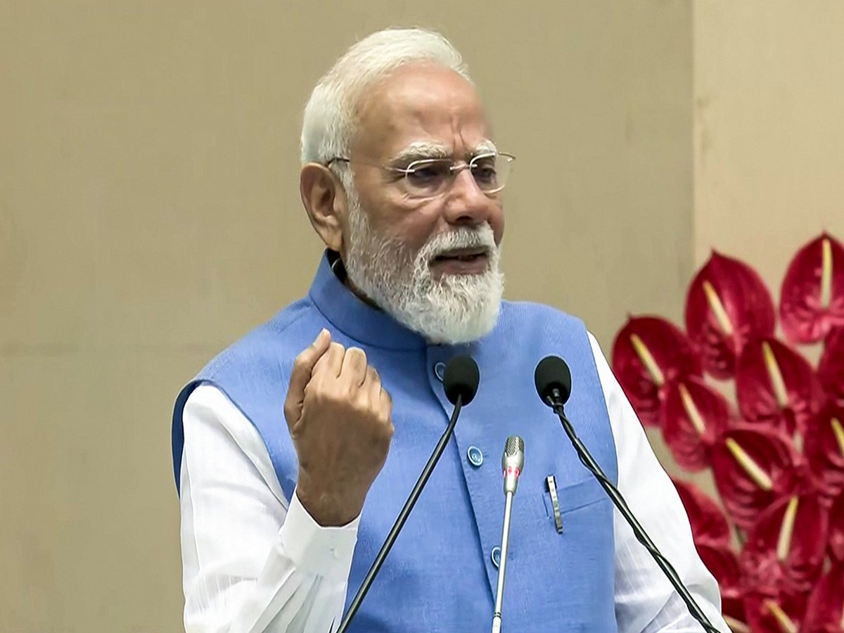 'Paschimbanga Divas' not just a date but reminder of struggle that kept Bengal in India: Modi