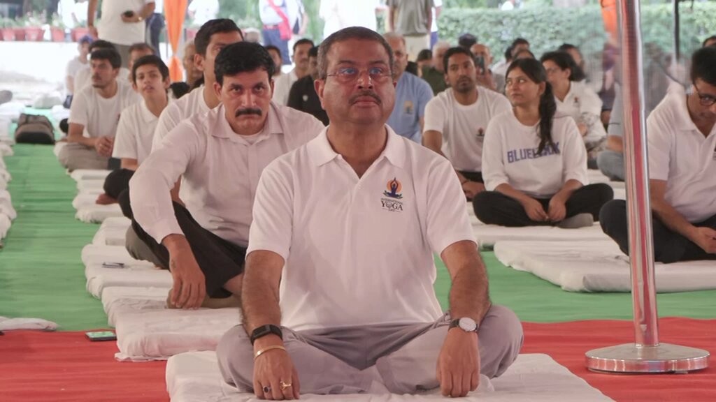 Yoga offers solutions to global health challenges: Pradhan at DU event