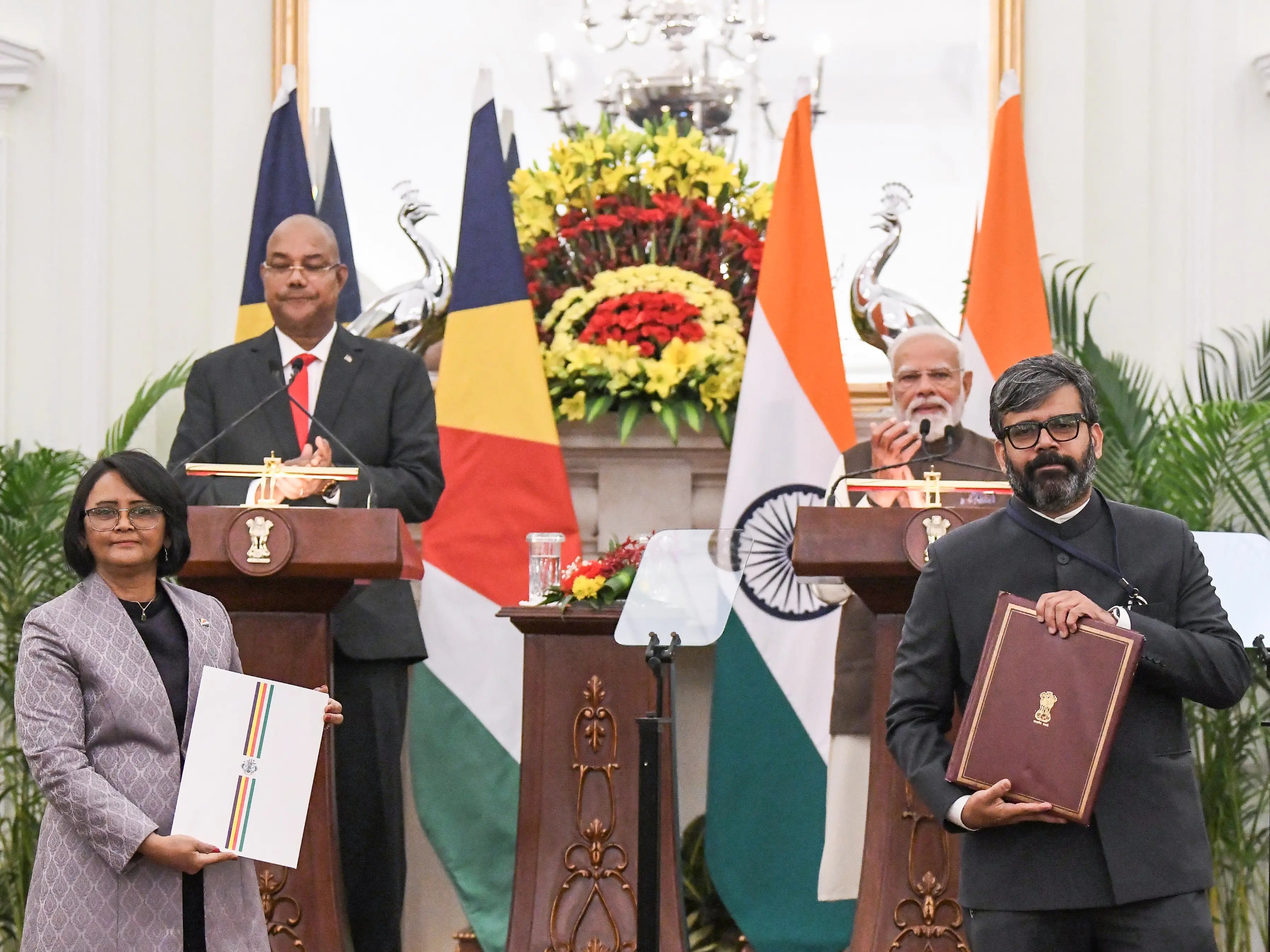 India, Seychelles unveil 19 outcomes spanning defence, digital payments, space, health