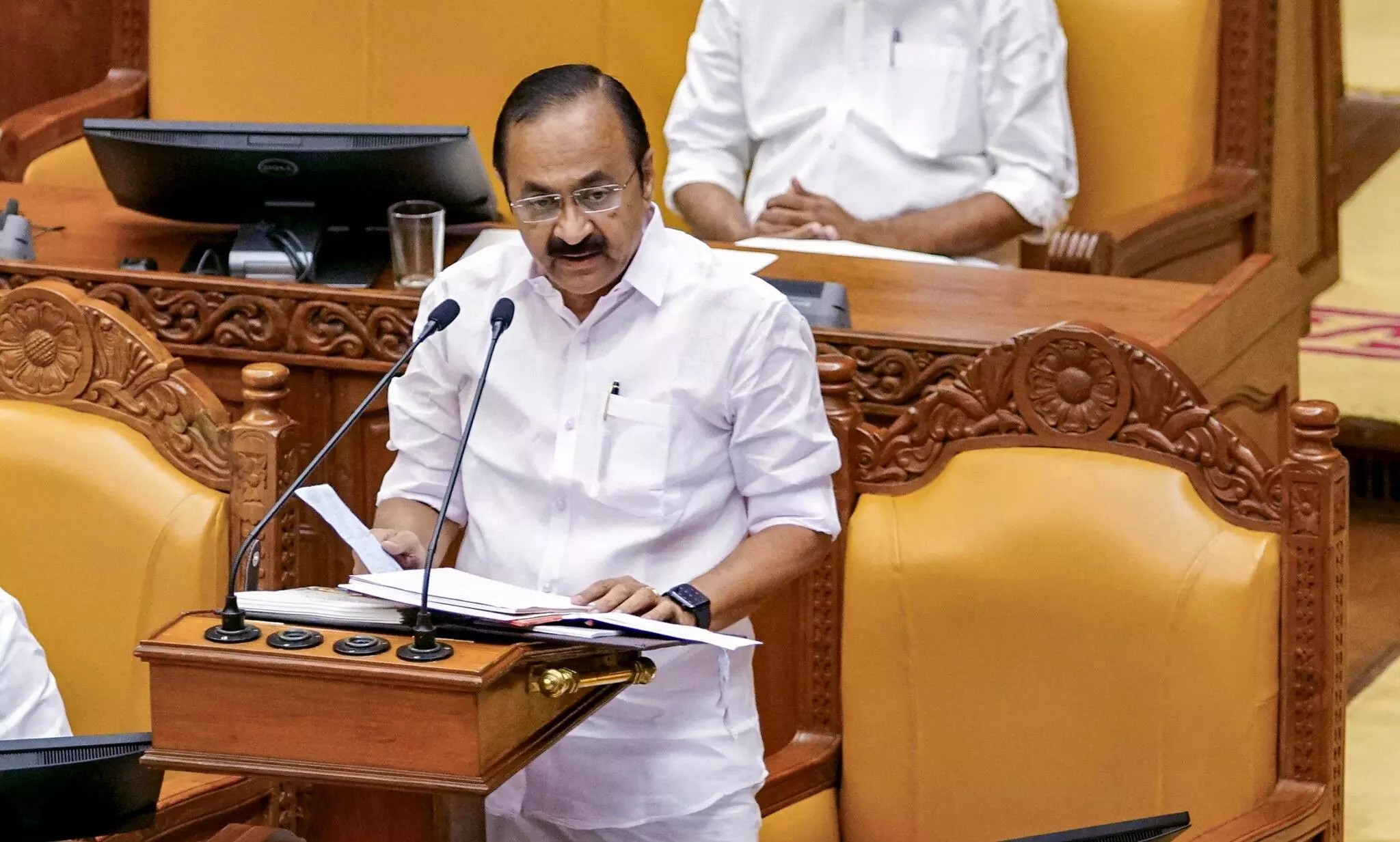 Kerala CM conveys displeasure to Adani company on Vizhinjam port share transfer announcement