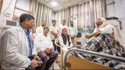 Senior SP leader Rajendra Chaudhary suffers cardiac arrest, hospitalised