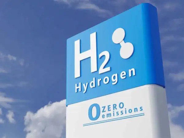 Hydrogen future of transportation industry; trials underway on 10 routes in country: Gadkari