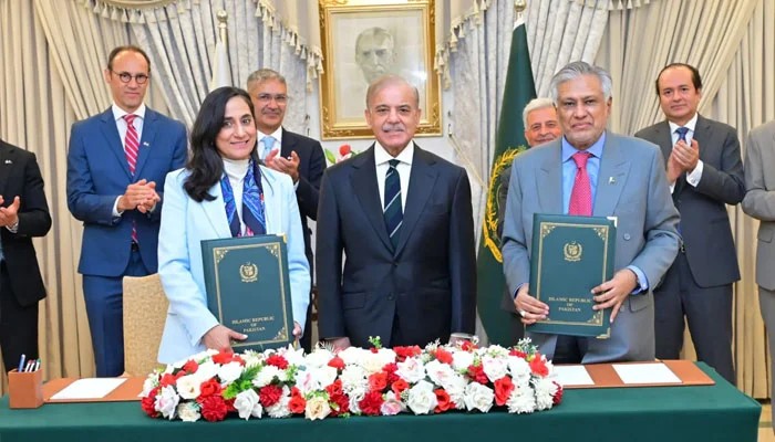 Pakistan and Canada should expand ties in multiple areas: PM Sharif
