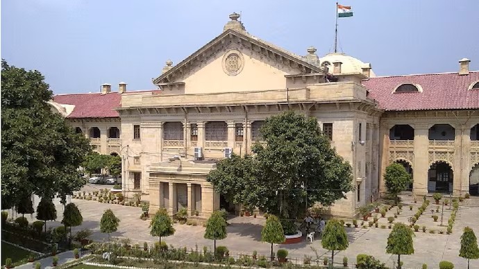 Lawyers 'assaulted': HC asks Lucknow police commissioner, district judge to file reports