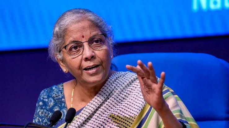 Sitharaman ask I-T officials to go after tax evaders, ensure convenience for honest taxpayers