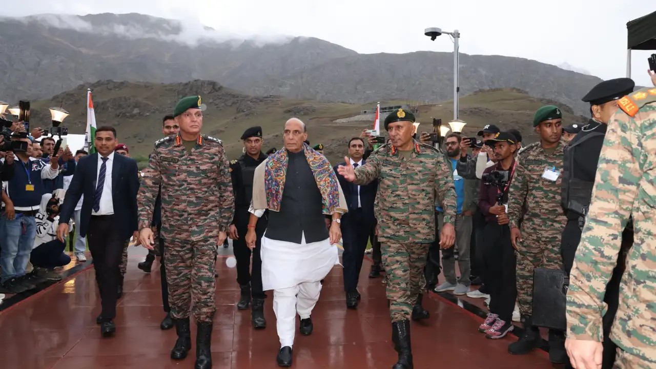 Intent of infiltrators hasn’t changed since 1999 conflict, says Rajnath in Dras