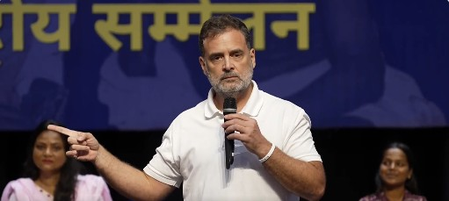 'Hugging world leaders is not foreign policy': Rahul Gandhi targets PM Modi