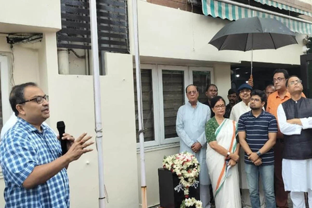Trinamool MLA Kunal Ghosh's Independence Day appearance at rebel camp sparks speculation