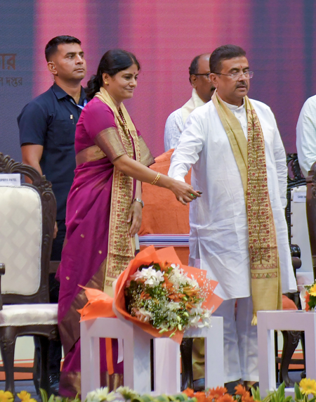 West Bengal govt all set to highlight achievements in first 100 days of power tomorrow