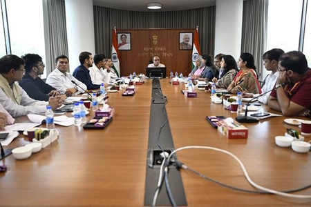 Govt reviews proposals to boost women-led rural enterprises towards 6 crore 'Lakhpati Didis' goal