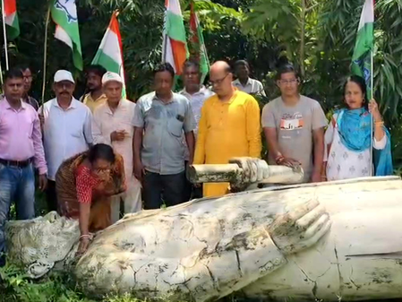 Bengal Congress condemns demolition of Nehru's statue in Durgapur, demands restoration within 24 hours