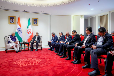 In meeting with PM Modi, Pezeshkian calls for intensifying efforts to establish peace in region