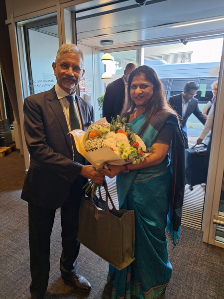 EAM Jaishankar arrives in Poland